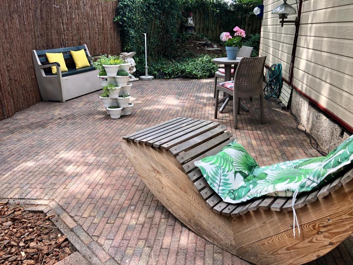 Retro Relax Resort Midden In Het Bos Op De Veluwe In 皮滕 外观 照片